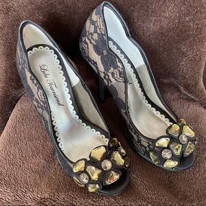 Lulu Townsend Fancy Black Lace Heels Size 7